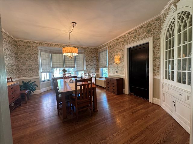 60 Stockton Ave, Uniontown, PA 15401