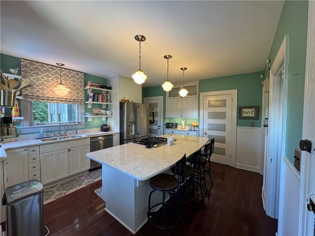 60 Stockton Ave, Uniontown, PA 15401