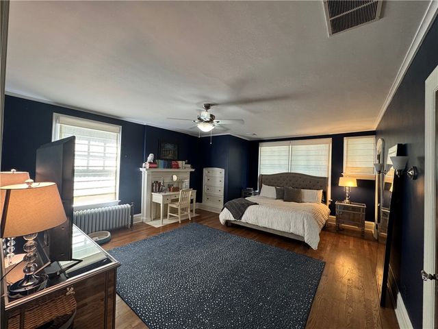 60 Stockton Ave, Uniontown, PA 15401