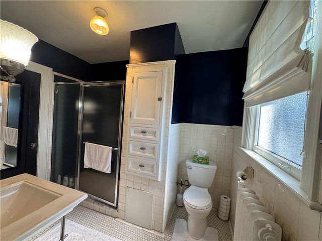 60 Stockton Ave, Uniontown, PA 15401