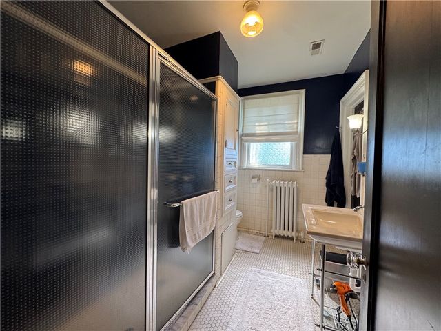 60 Stockton Ave, Uniontown, PA 15401