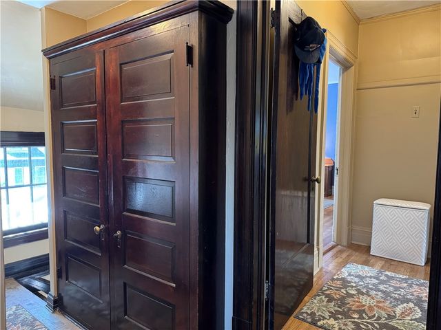 60 Stockton Ave, Uniontown, PA 15401