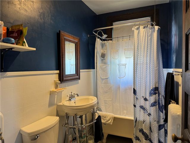60 Stockton Ave, Uniontown, PA 15401