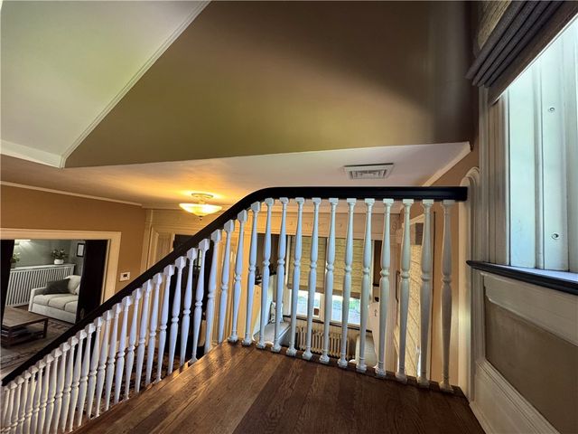 60 Stockton Ave, Uniontown, PA 15401