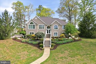 100 COTTAGE DR, Luray, VA 22835