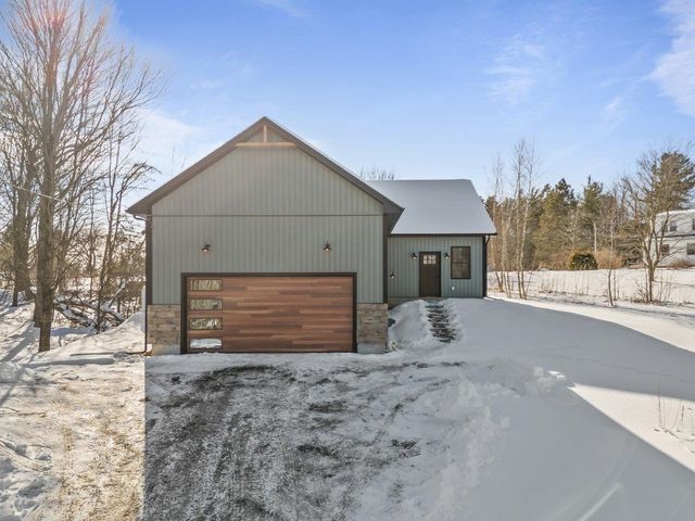 84 Sweet Bedrock Lane, Georgia, VT 05478