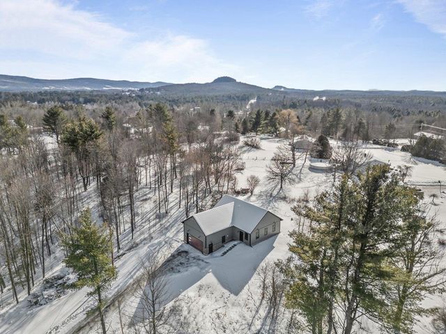 84 Sweet Bedrock Lane, Georgia, VT 05478