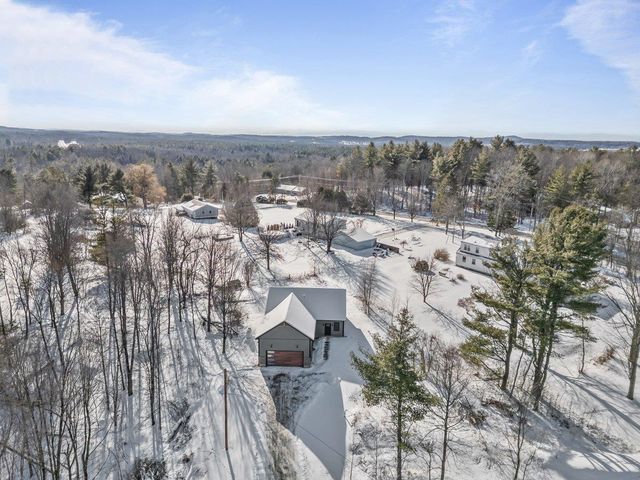 84 Sweet Bedrock Lane, Georgia, VT 05478