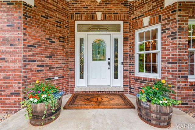 4325 Hueffmeier Road, Defiance, MO 63341