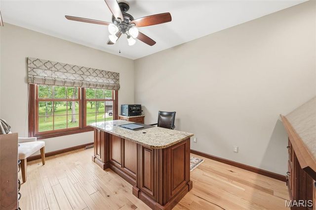 4325 Hueffmeier Road, Defiance, MO 63341