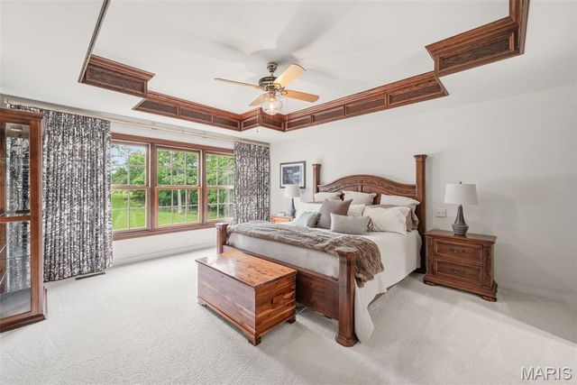 4325 Hueffmeier Road, Defiance, MO 63341