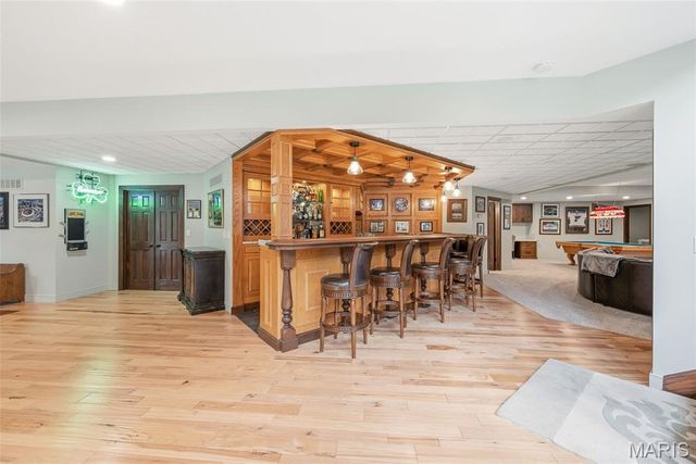 4325 Hueffmeier Road, Defiance, MO 63341