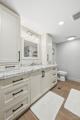4325 Hueffmeier Road, Defiance, MO 63341