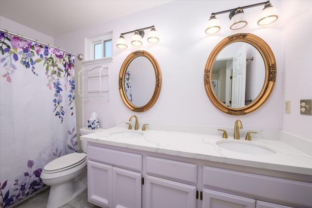 610 Hernandez Ln, Roseville, CA 95678