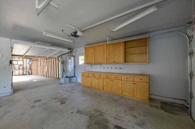 610 Hernandez Ln, Roseville, CA 95678