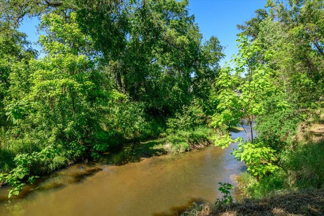 610 Hernandez Ln, Roseville, CA 95678