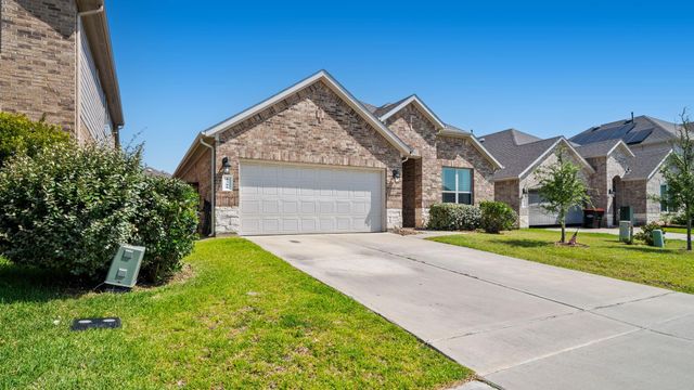 1388 Grays Gully Drive, Montgomery, TX 77316