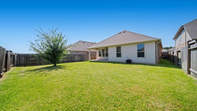 1388 Grays Gully Drive, Montgomery, TX 77316