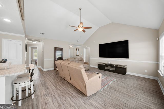 708 Ogeechee Drive E, Statesboro, GA 30461