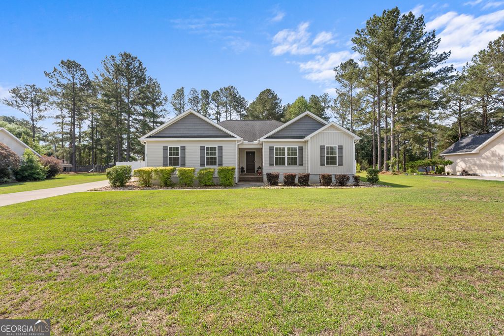 708 Ogeechee Drive E, Statesboro, GA 30461