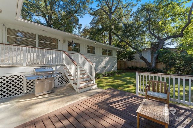 10 Caisson Trace, Spanish Fort, AL 36527