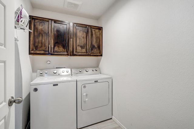 3202 Tazanita Loop SE, Rio Rancho, NM 87124