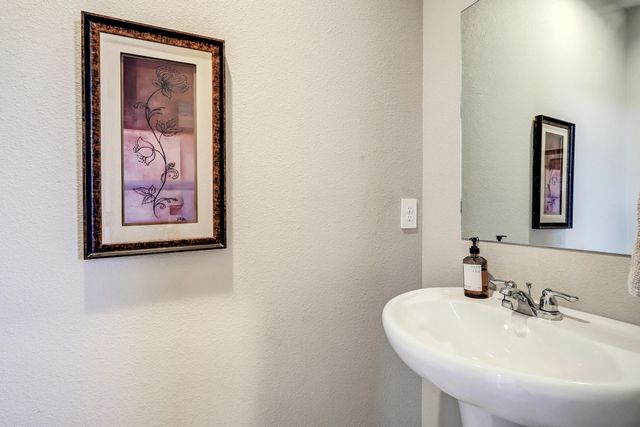 3202 Tazanita Loop SE, Rio Rancho, NM 87124