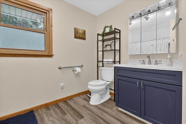 726 Rockshire Drive, Janesville, WI 53546