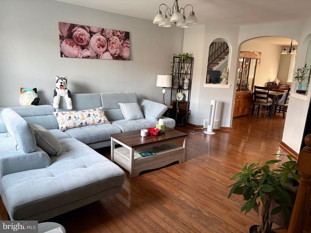 6716 AKRON ST, Philadelphia, PA 19149