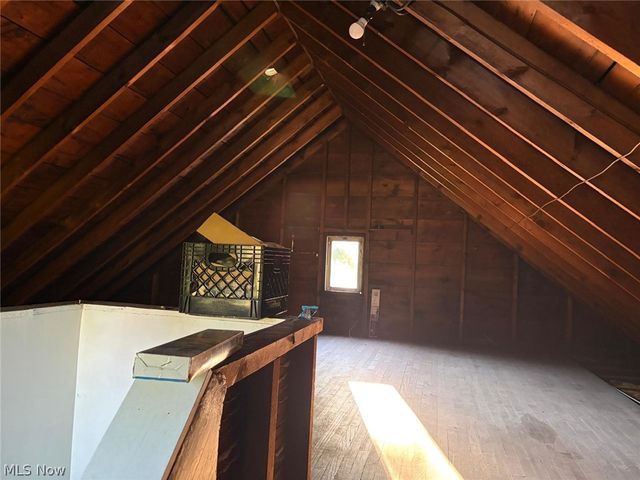 1037 Rushleigh Road, Cleveland Heights, OH 44121