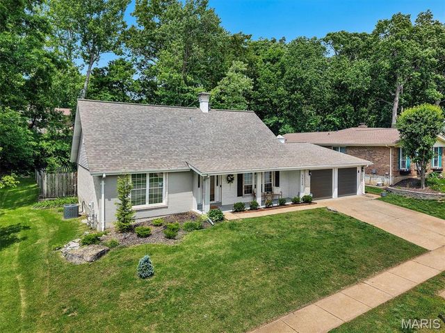 5929 Shortleaf Court, St Louis, MO 63128
