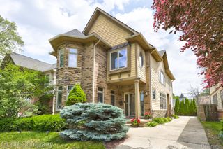 721 S Kenwood Avenue, Royal Oak, MI 48067