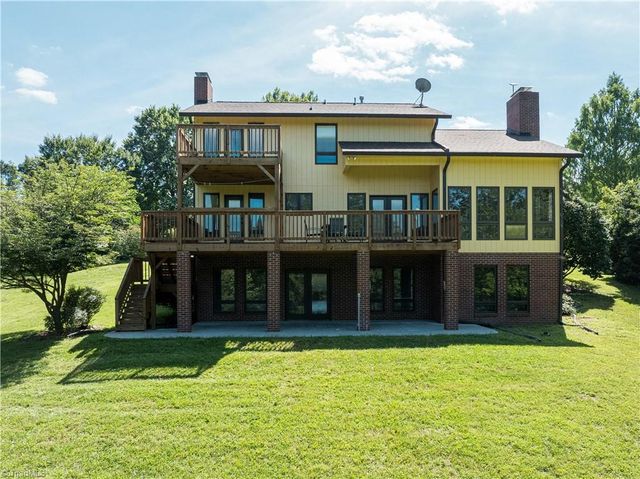 1901 Hennings Road, East Bend, NC 27018