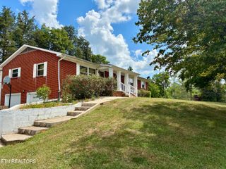 1907 Tazewell Pike, Corryton, TN 37721
