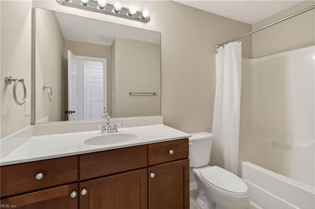 1209 Topgallant CT, Virginia Beach, VA 23454