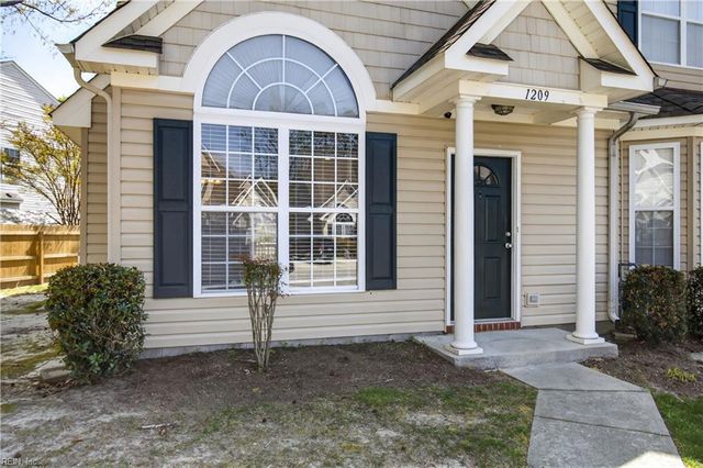 1209 Topgallant CT, Virginia Beach, VA 23454