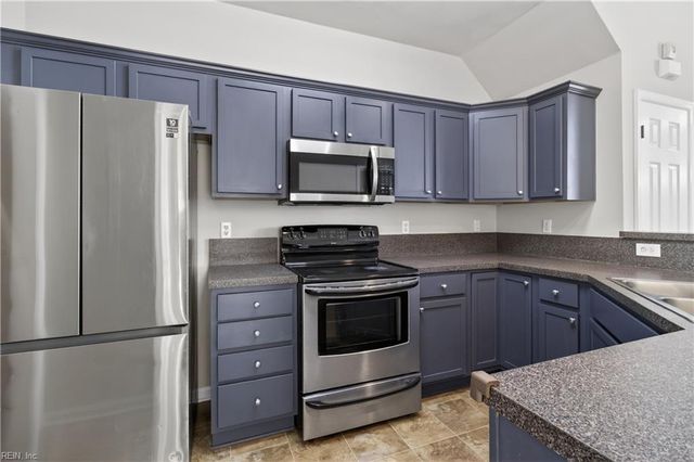 1209 Topgallant CT, Virginia Beach, VA 23454