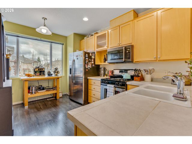 8730 Sw 147TH Ter 102, Beaverton, OR 97007