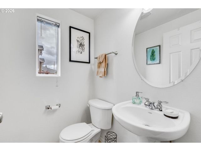 8730 Sw 147TH Ter 102, Beaverton, OR 97007