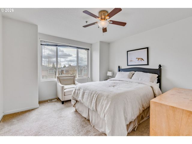 8730 Sw 147TH Ter 102, Beaverton, OR 97007