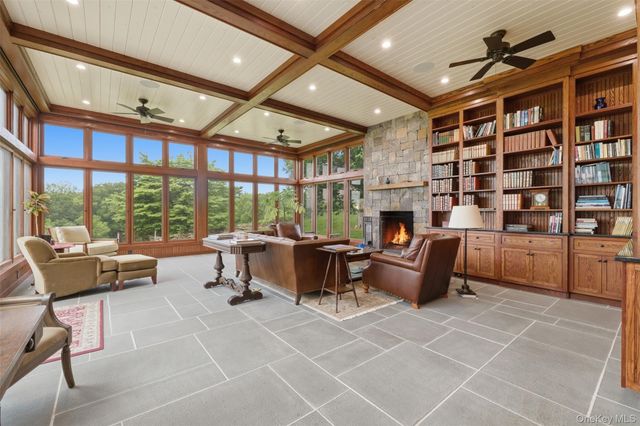 13 Spy Glass Lane, Staatsburg, NY 12580