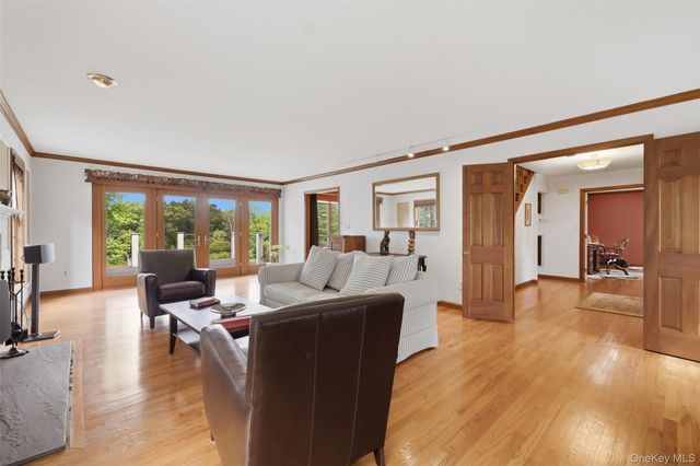 13 Spy Glass Lane, Staatsburg, NY 12580