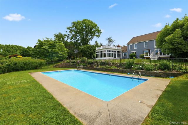 13 Spy Glass Lane, Staatsburg, NY 12580