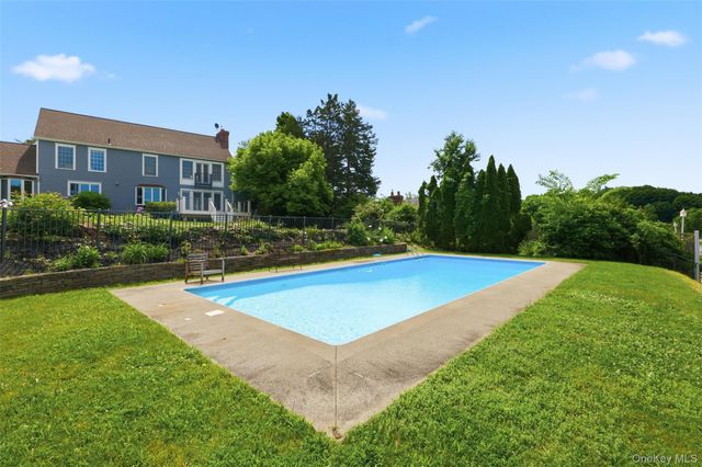 13 Spy Glass Lane, Staatsburg, NY 12580