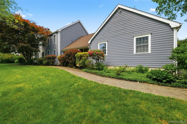 13 Spy Glass Lane, Staatsburg, NY 12580
