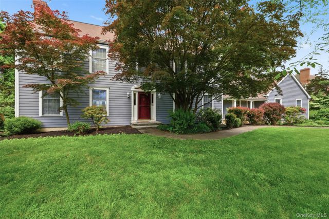 13 Spy Glass Lane, Staatsburg, NY 12580