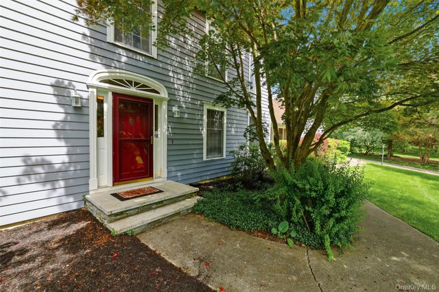 13 Spy Glass Lane, Staatsburg, NY 12580
