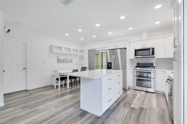 2741 WILSHIRE ROAD, Clermont, FL 34714