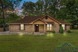 527 Woodbend Dr, Kilgore, TX 75662