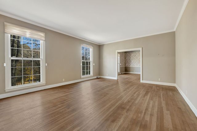 4353 Chickering Ln, Nashville, TN 37215